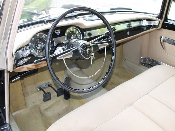 http://www.classicitaliancarsforsale.com/wp-content/uploads/2012/08/9379947_large2.jpg